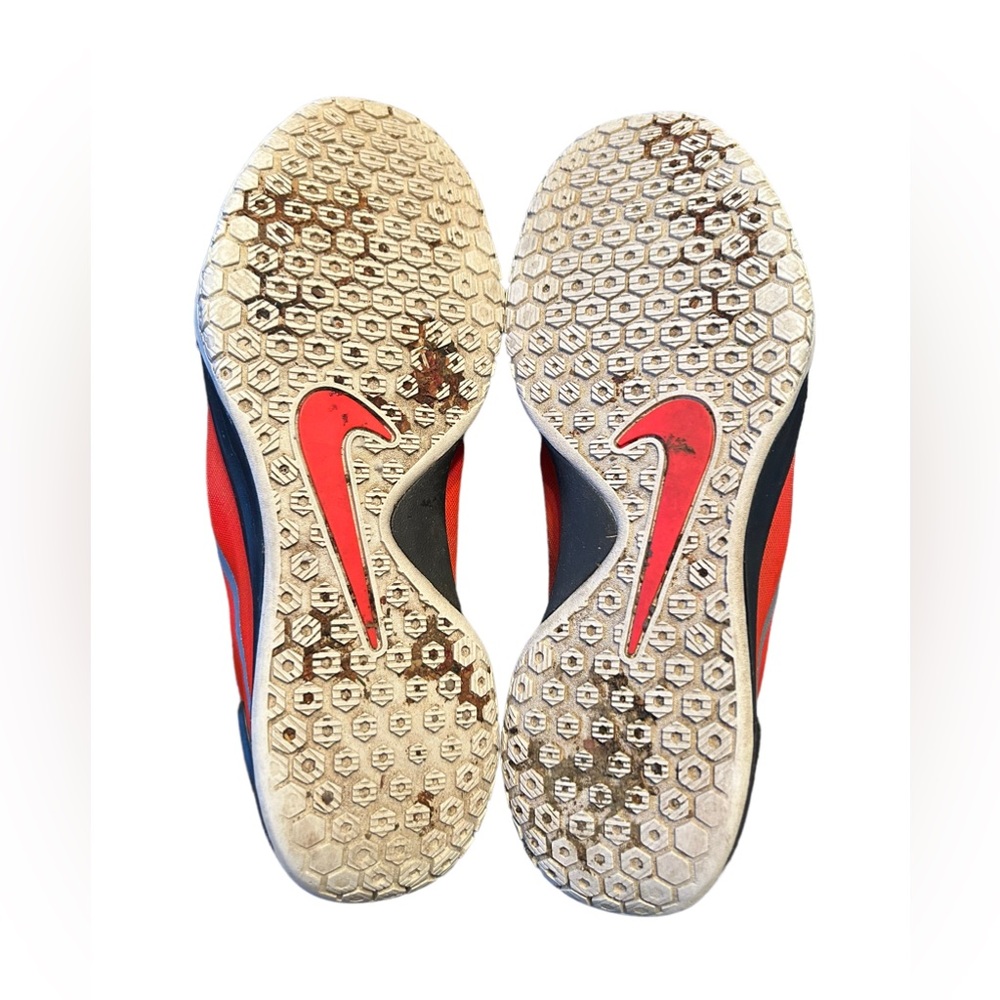 Nike Hyperchase Basketball Shoes - Picture 6 of 6